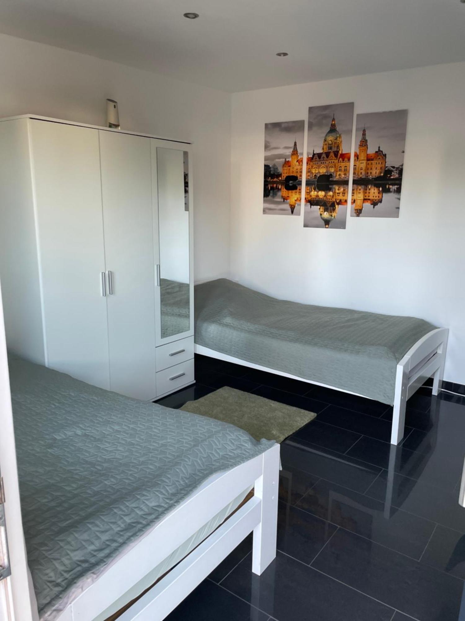 Ferienwohnung Mit Fussbodenheizung Nahe Messe, Gratis Parkplatz Und Abstellplatz E - Bike Ганновер Екстер'єр фото